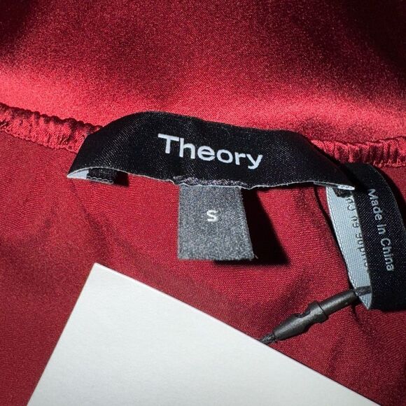 NWT Theory Ertil Convertible Cross Front Plunge Silk
Halter Top Red Dahlia Small - Picture 12 of 12